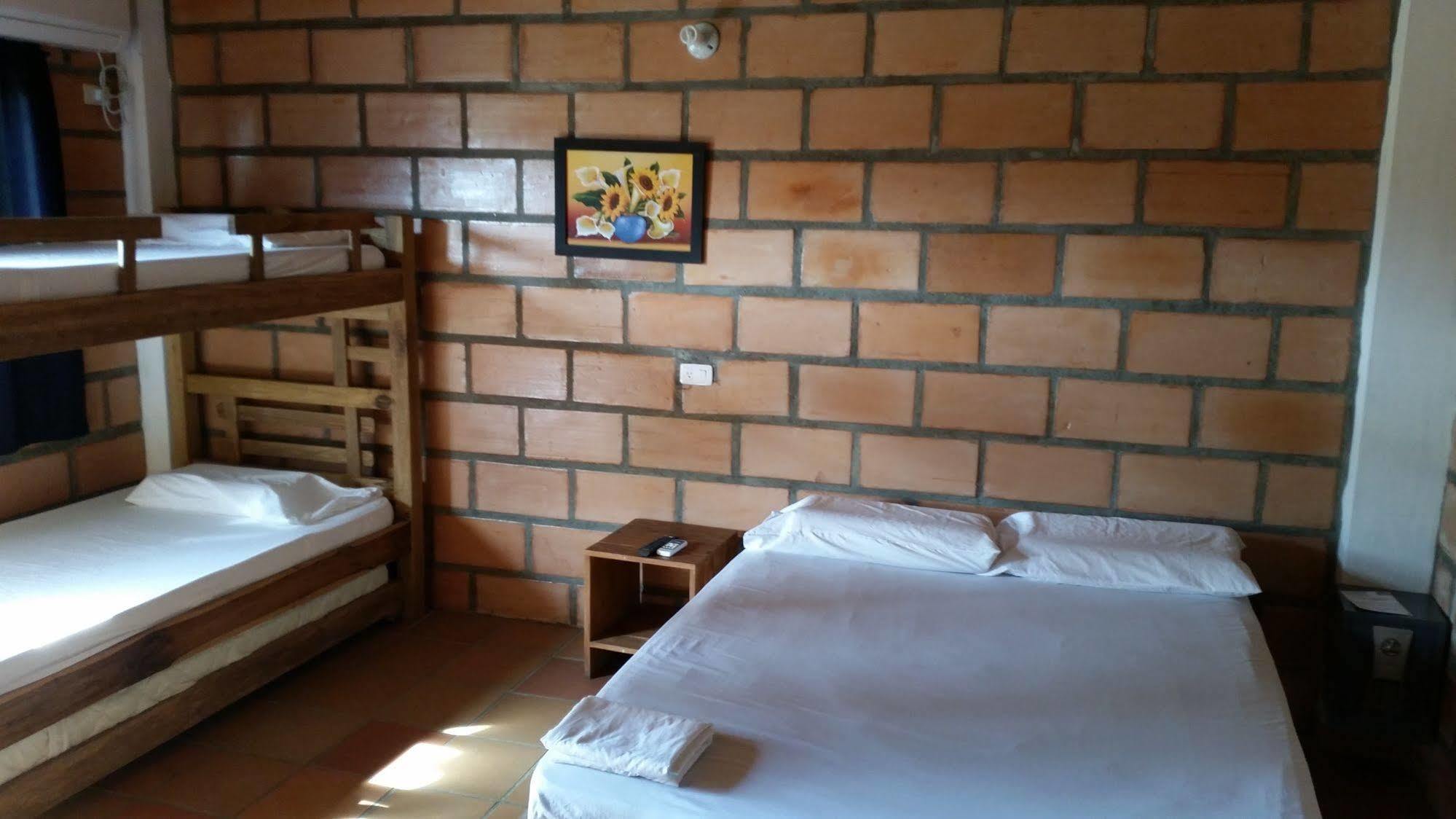Hotel Pizzeria Opera Tolú Екстериор снимка
