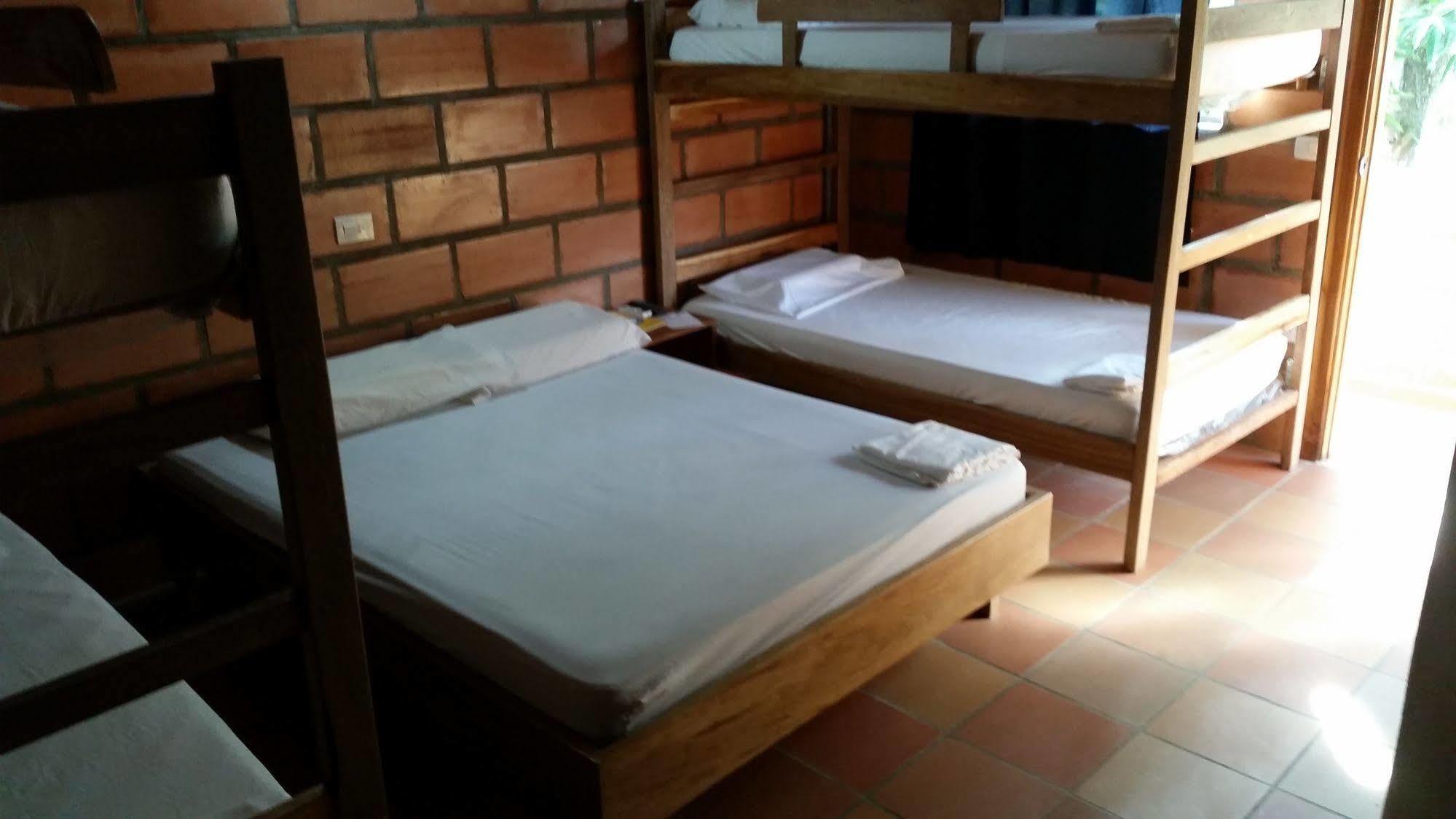 Hotel Pizzeria Opera Tolú Екстериор снимка